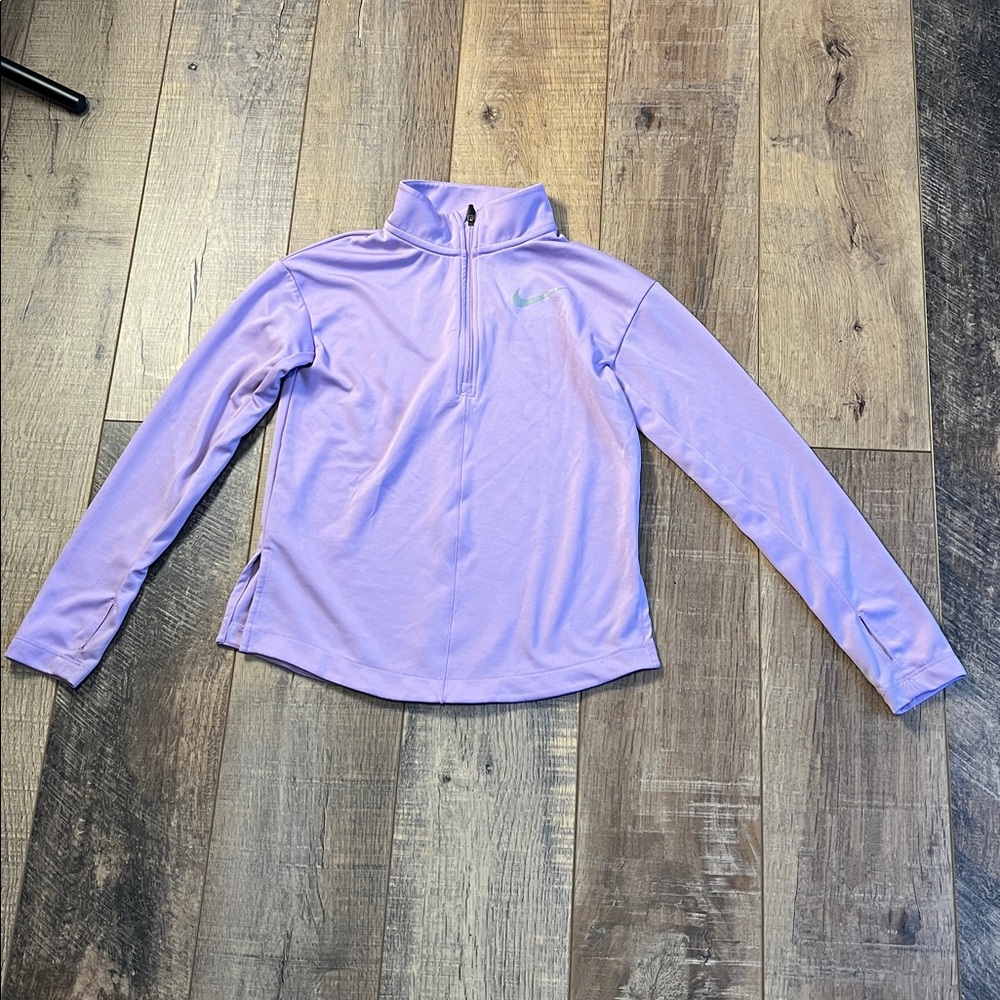 Nike Dri Fit Standard Fit Girl’s Light Purple 1/4 Zip Pullover Top Size Medium